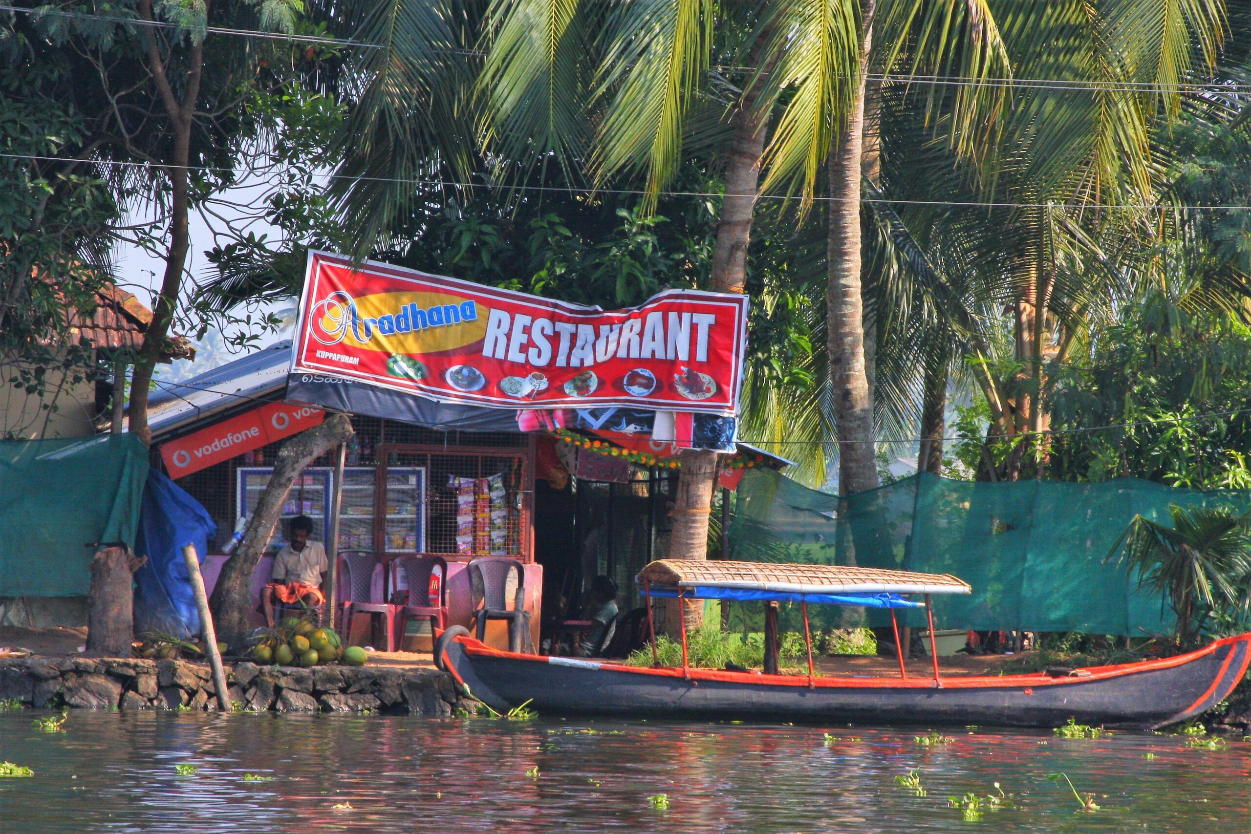 Alleppey Kerala houseboat cruise